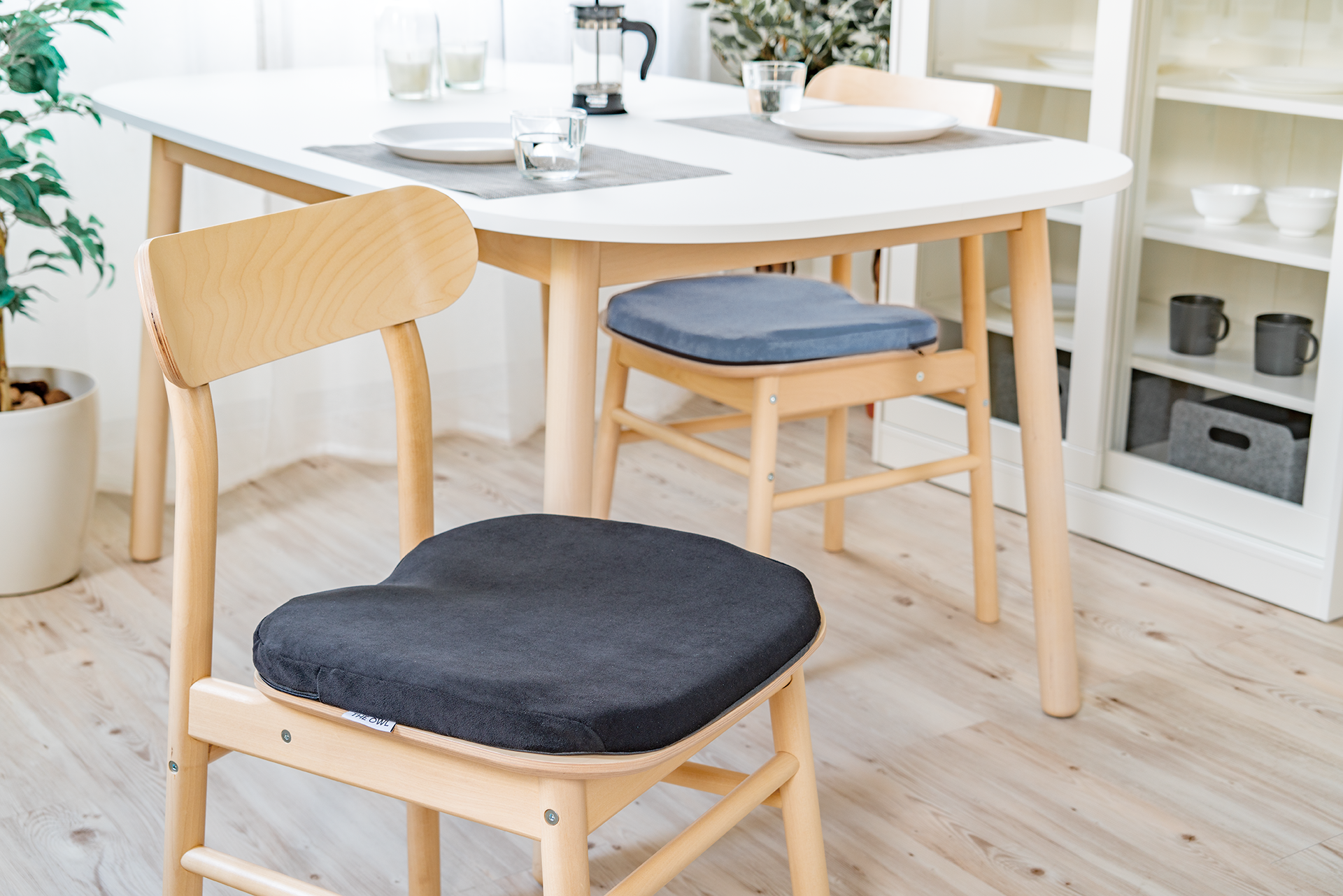 優れた体圧分散性で、<br />
お尻や腰の負担を軽減。